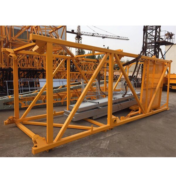 IHURMO 6 Ton 40 m Heigh TC5013 QTZ80 Tower Crane framework ምናልባት በግንባታ ቦታ ላይ ለቁሳዊ አያያዝ ወይም ድጋፍ ያገለግላል።