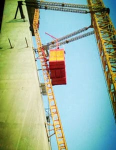 Hauptkomponenten eines Bauaufzugs