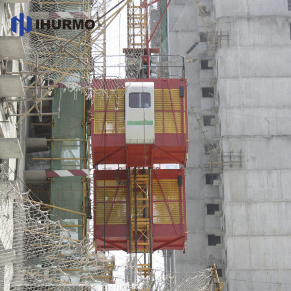 Ascensor de pasajeros de construcción