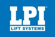 Mavi logoda kalın beyaz "LPI" yazısı yer alıyor. Aşağıda, daha küçük beyaz metinle "LIFT SYSTEMS" yazısı makaslı platformlardaki uzmanlıklarını sergiliyor.