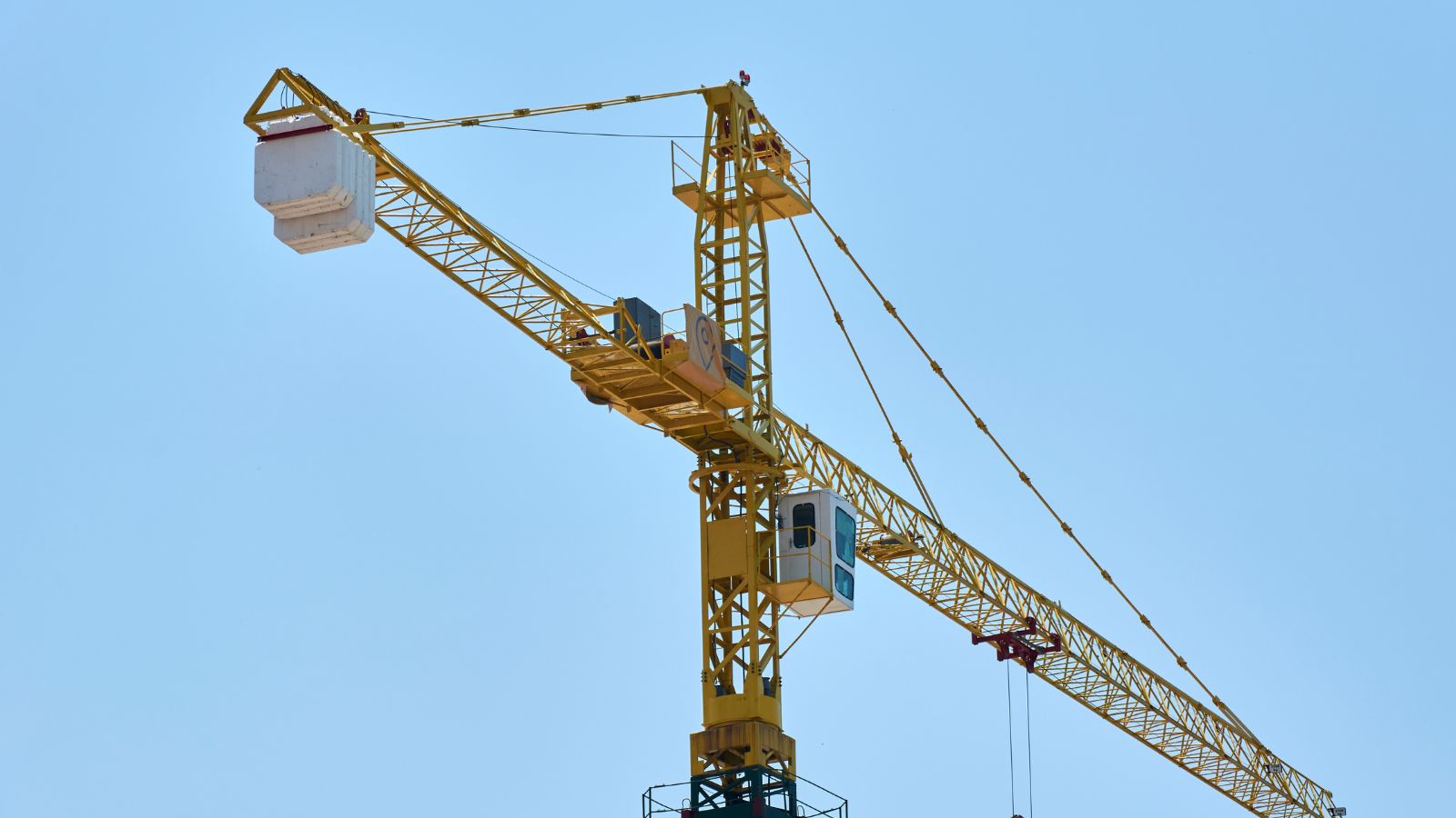 a twoer crane with various components